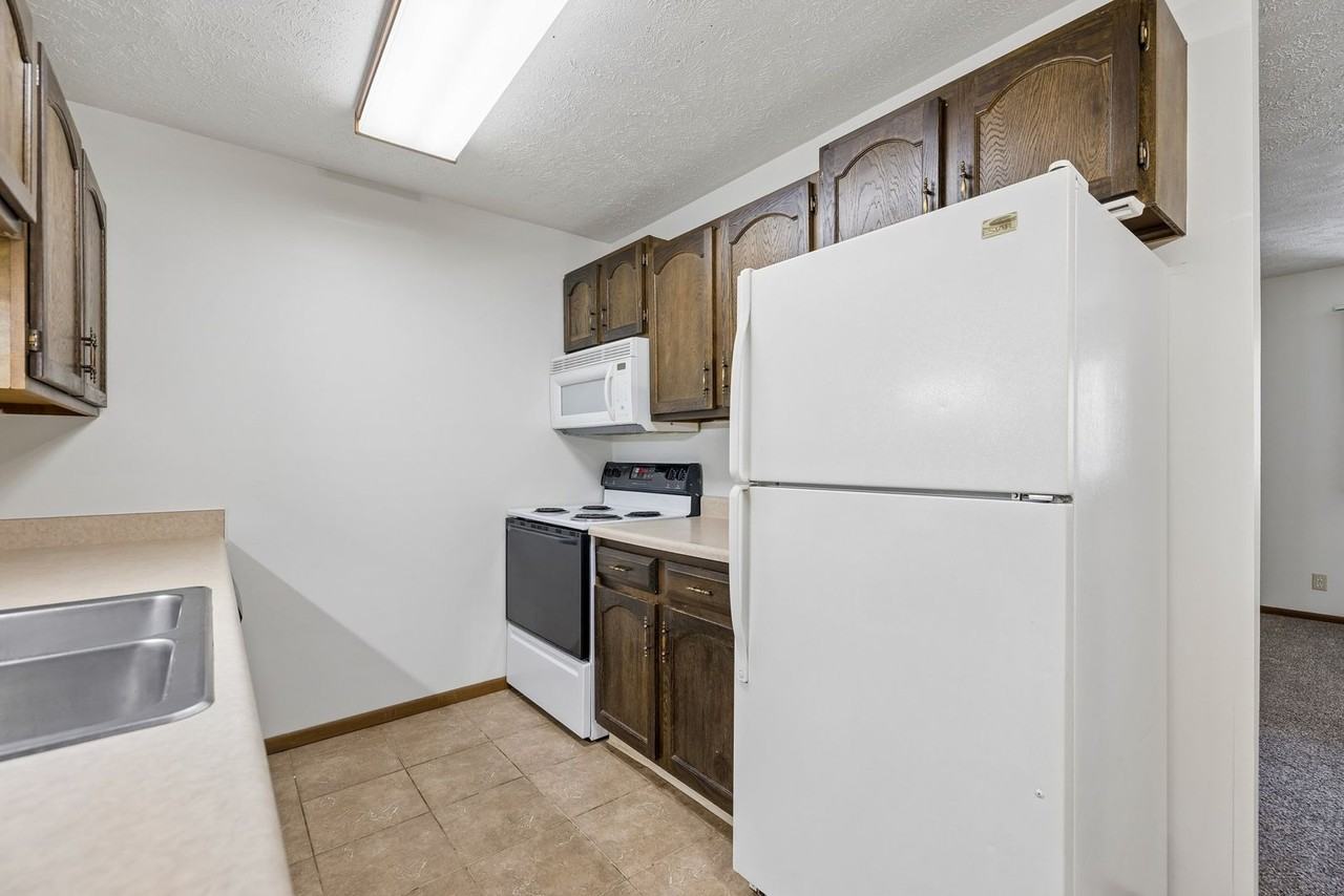 Countyshire Apartments - Photo 2 of 15