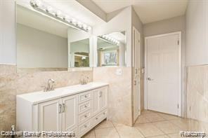 7851 Haggerty Rd - Photo 7 of 9