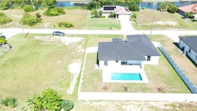 2458 Nw 9th Ter - Photo 6 of 35