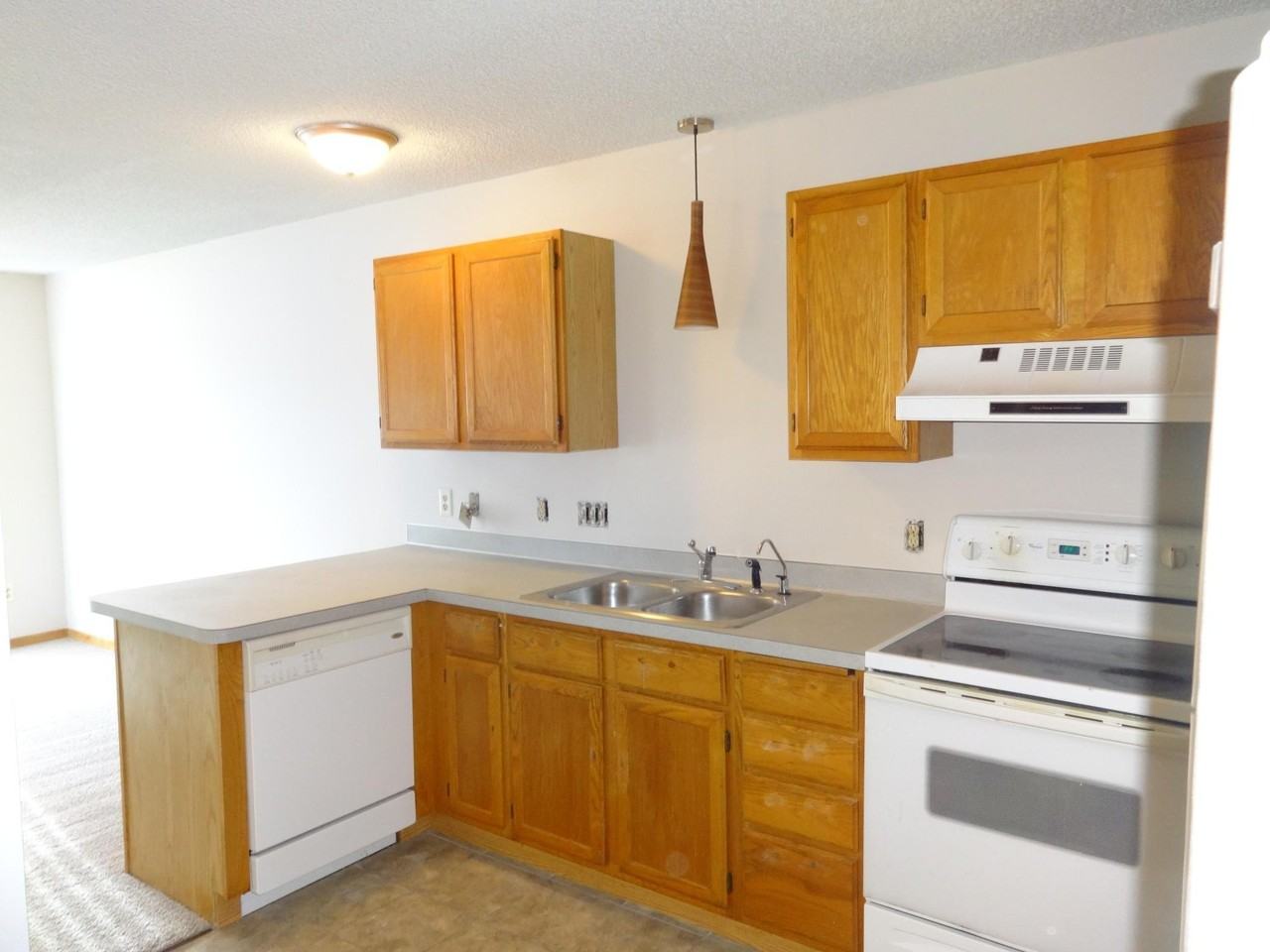 13420 60th Pl N #133 - Photo 5 of 18