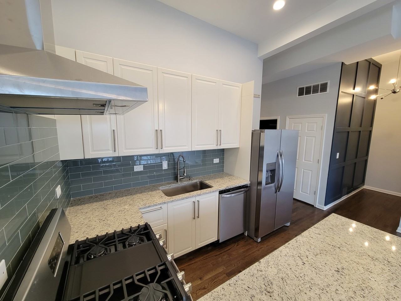 4844 N Spaulding Ave ##3 - Photo 7 of 24
