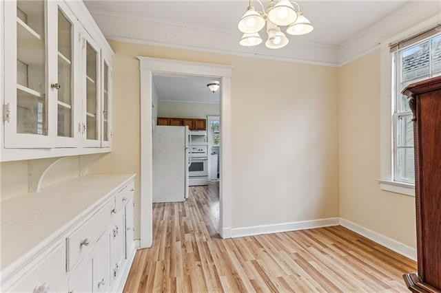 2224 Pine St - Photo 5 of 13