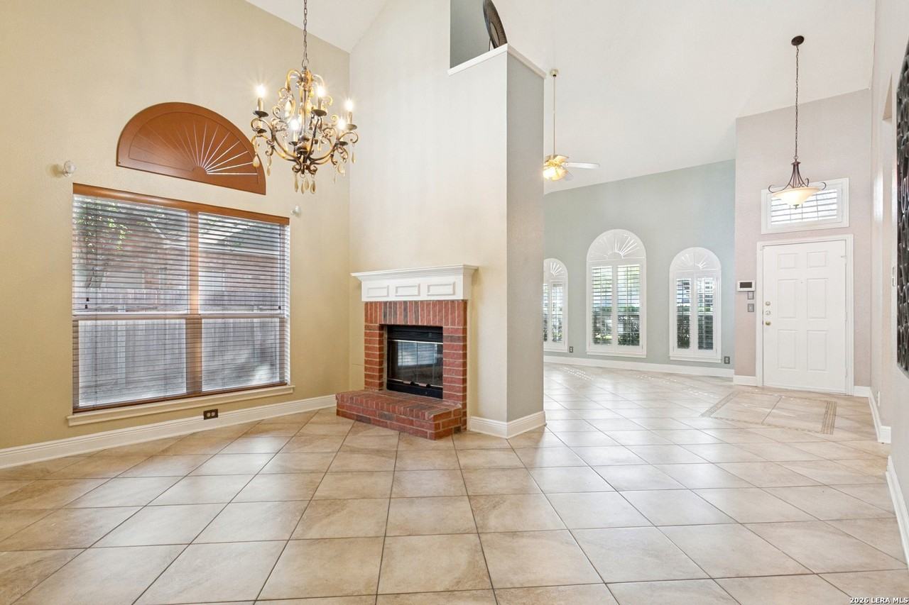 5803 Spring Crown - Photo 3 of 25