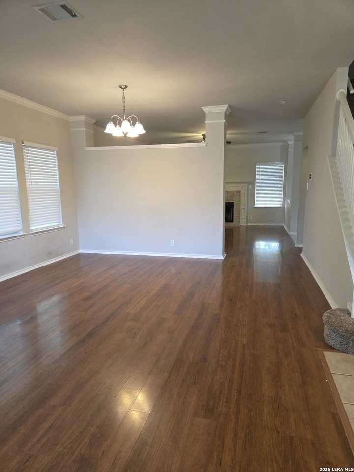1906 Shoreham - Photo 2 of 24
