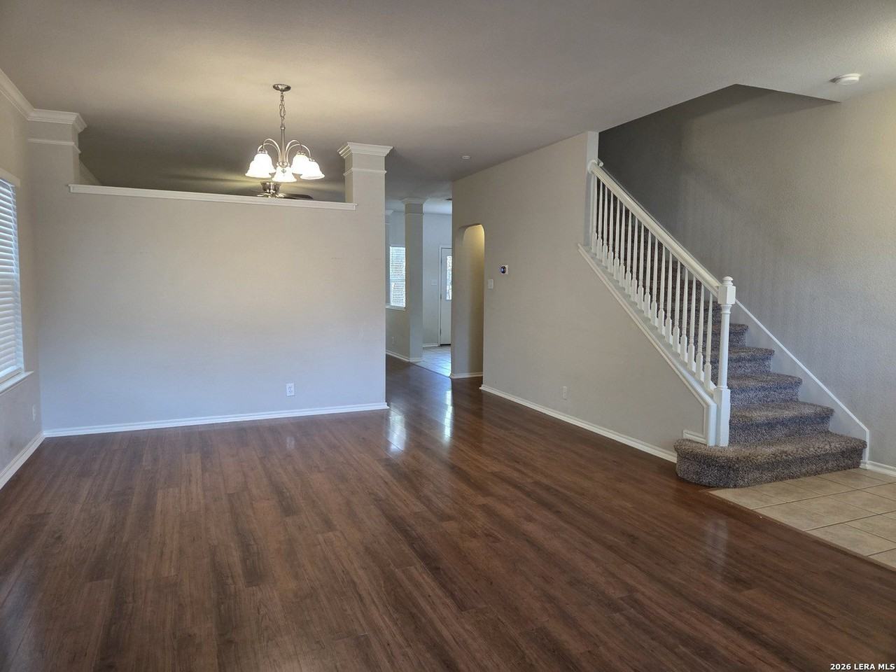 1906 Shoreham - Photo 3 of 24