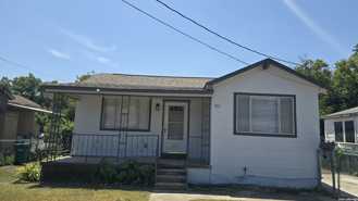302 W Southcross Blvd - Photo 1 of 1