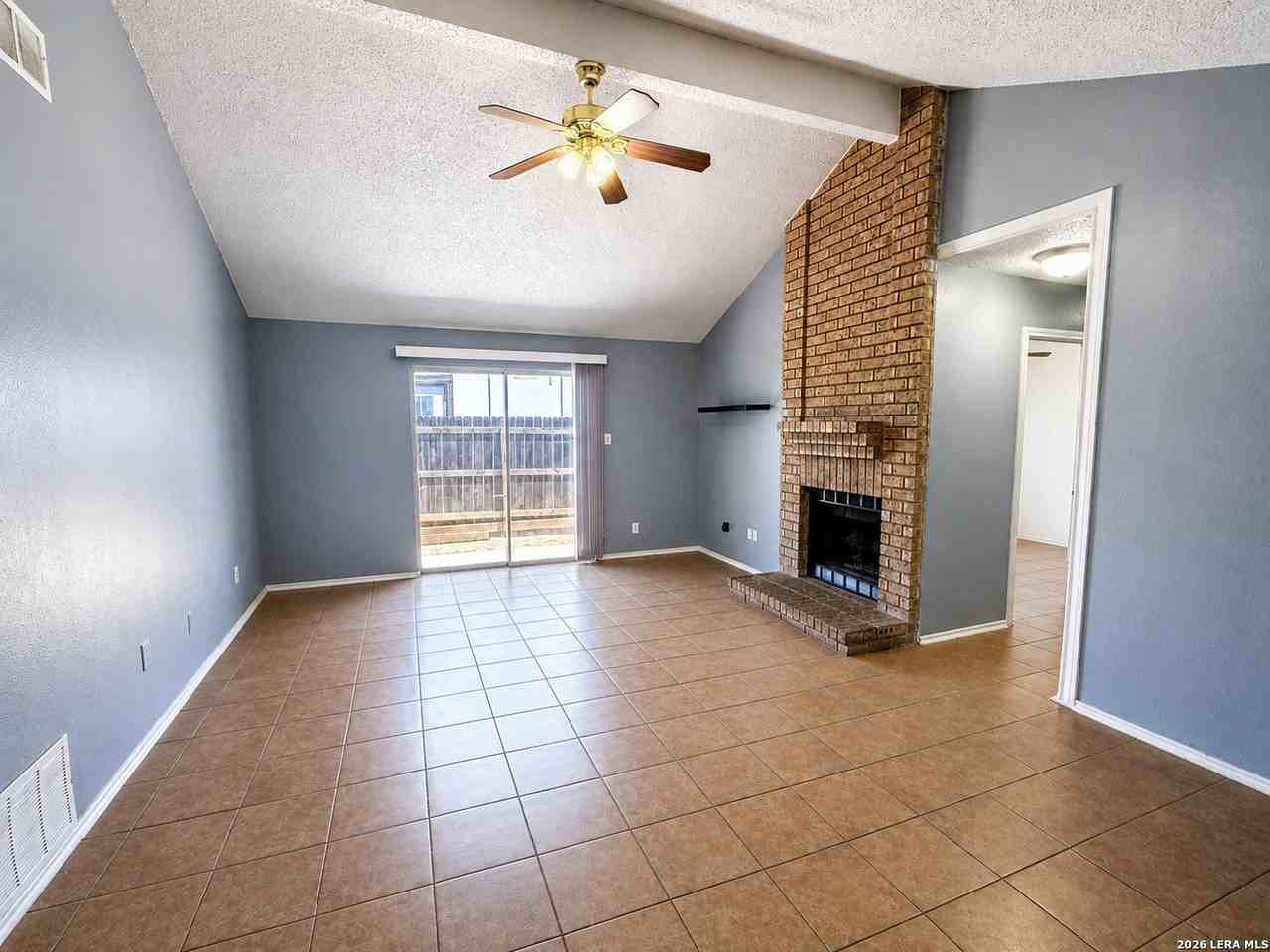 10040 Woodtrail - Photo 2 of 19