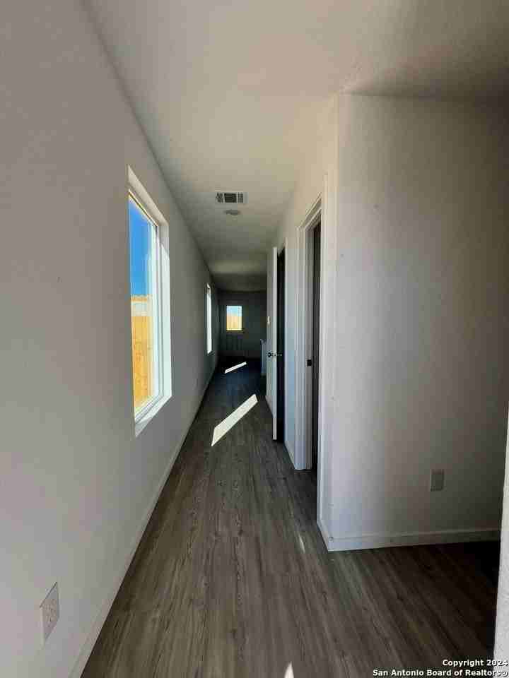 3704 Millbrook Way - Photo 6 of 24