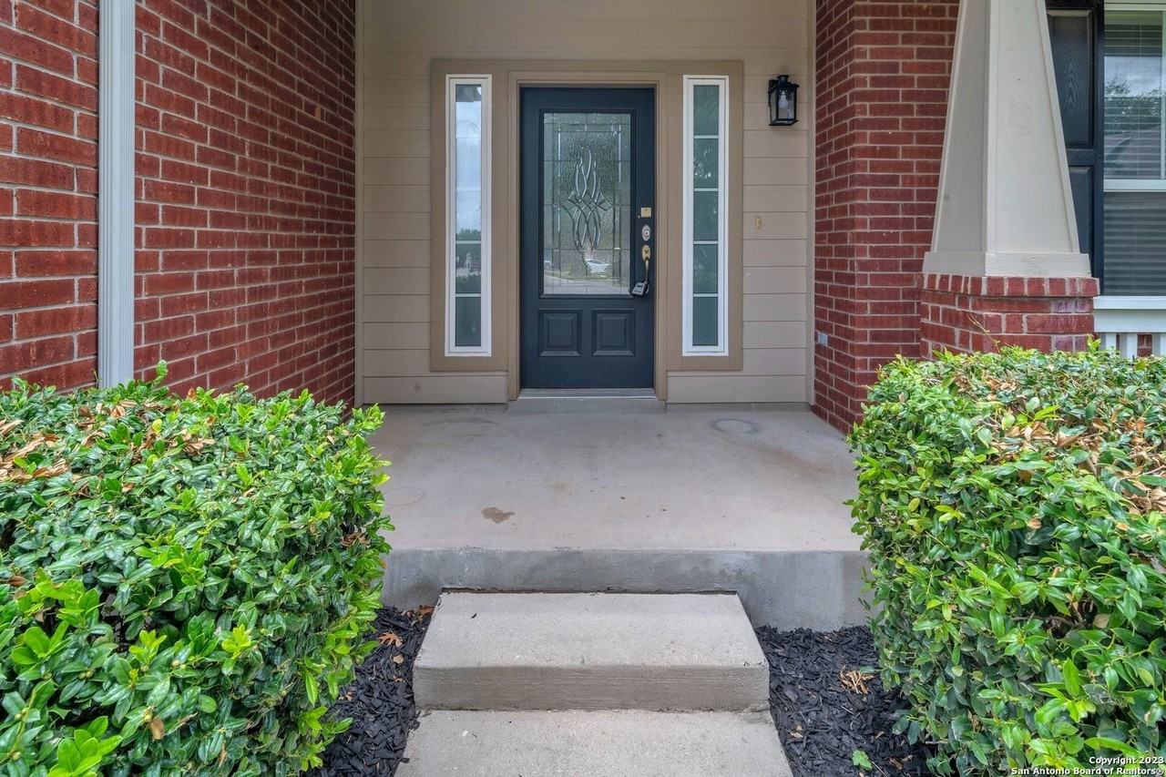306 Birkdale Dr - Photo 5 of 39