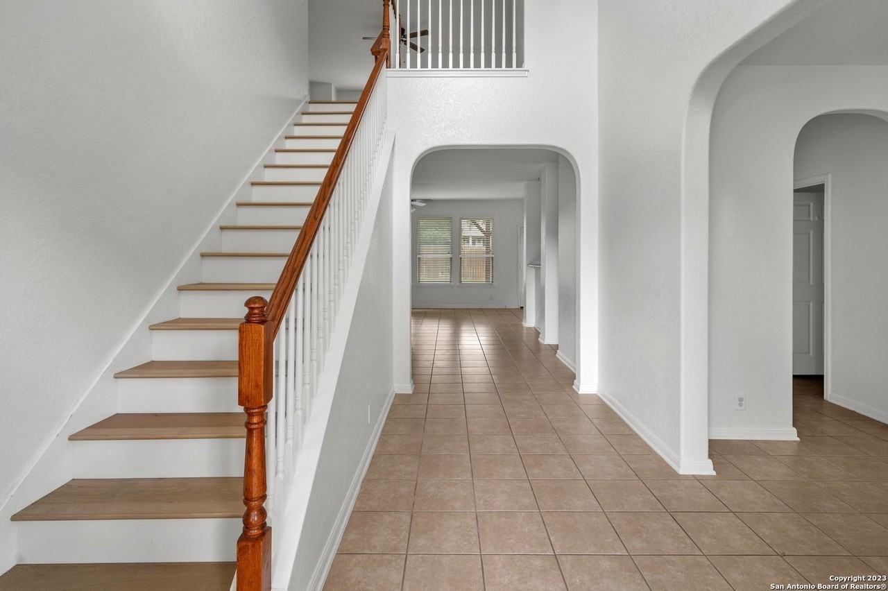 306 Birkdale Dr - Photo 6 of 39