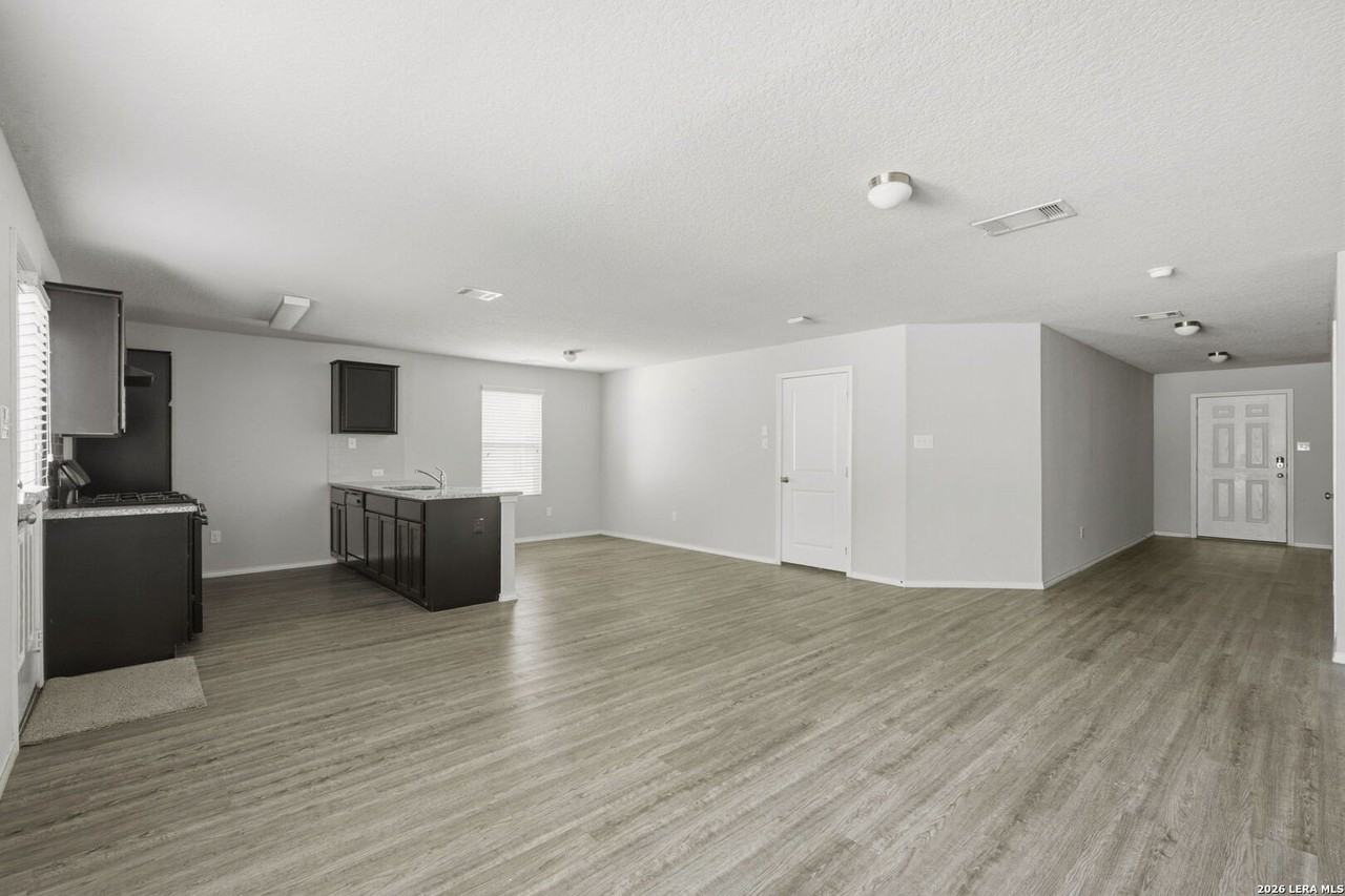 11311 Babcock Bnd - Photo 3 of 19