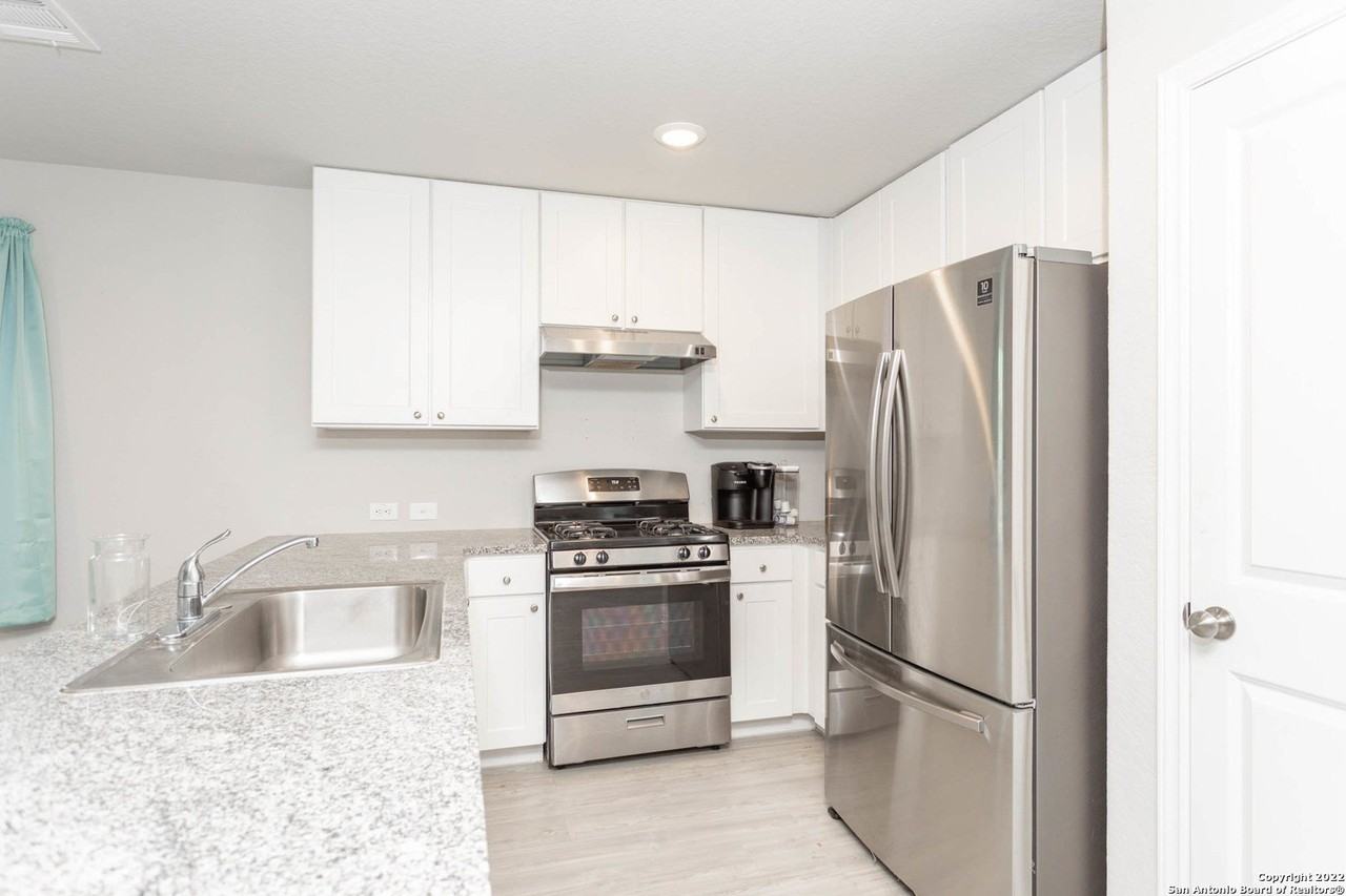 9227 Griffith Run - Photo 2 of 11