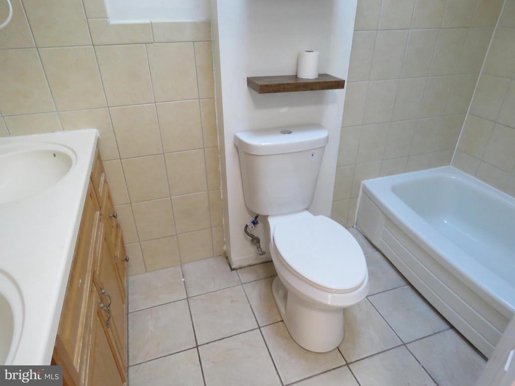 3712 Mechanicsville Pl - Photo 2 of 20