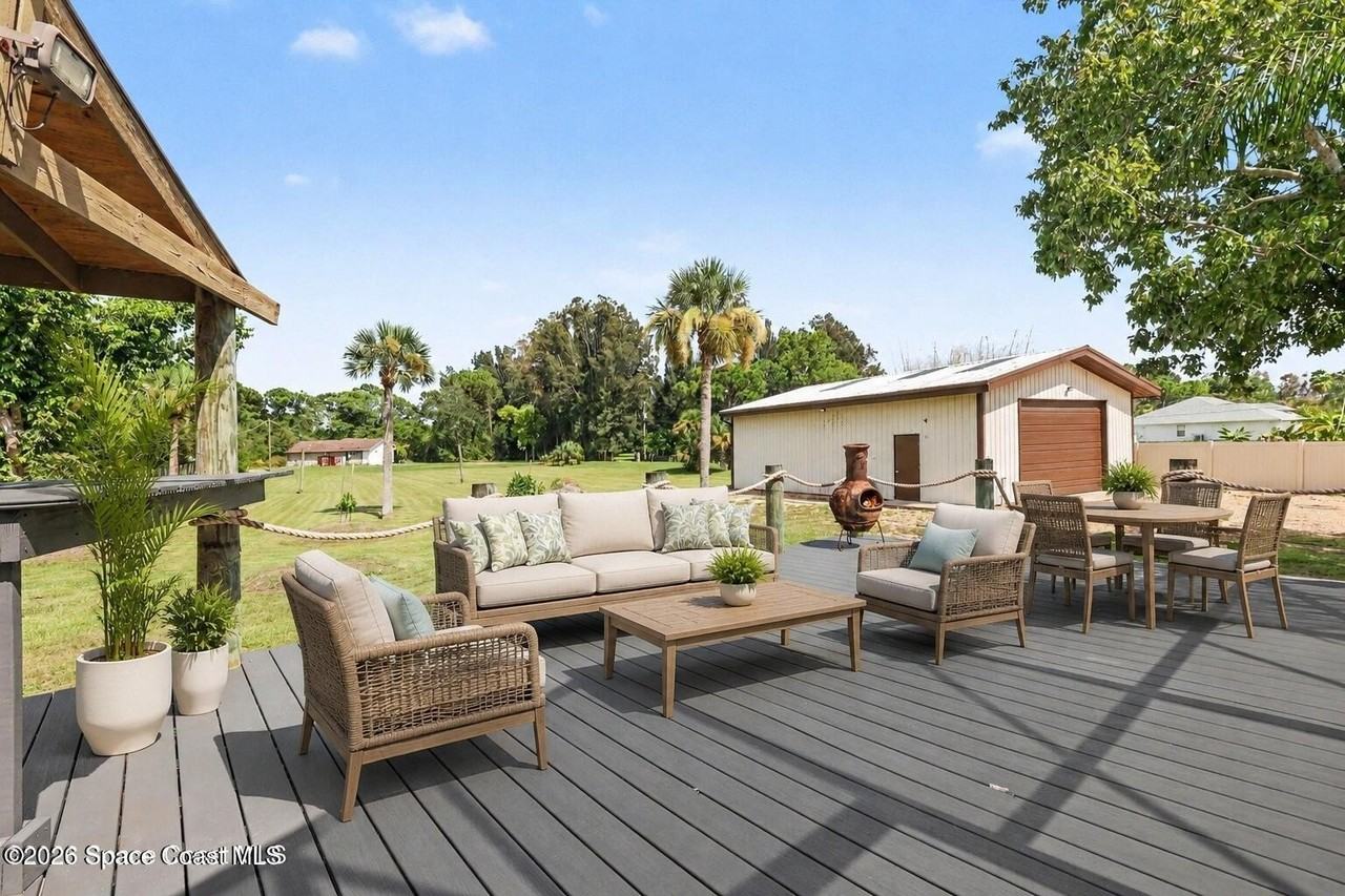 3200 N Tropical Trl - Photo 3 of 38