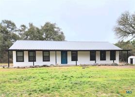 featured image of 818 Fawn River Dr