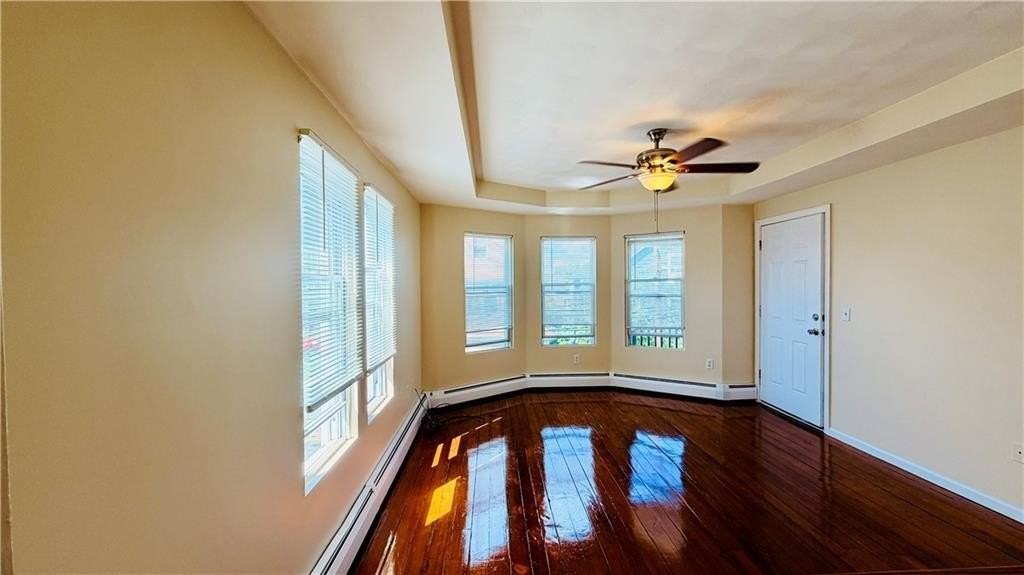 384 Metacom Ave - Photo 3 of 9