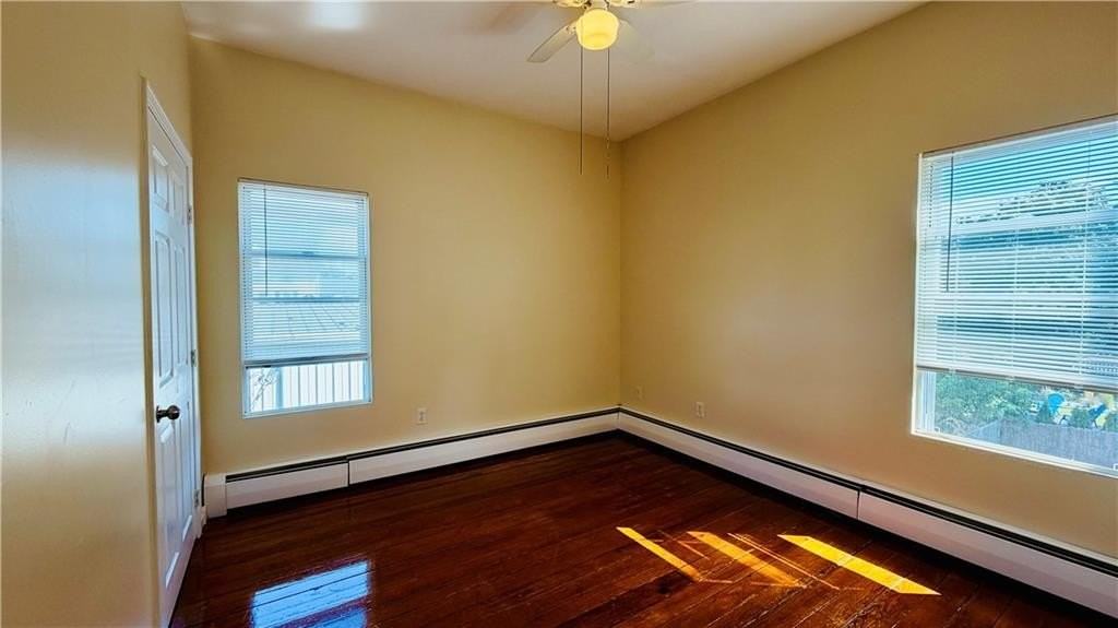 384 Metacom Ave - Photo 5 of 9
