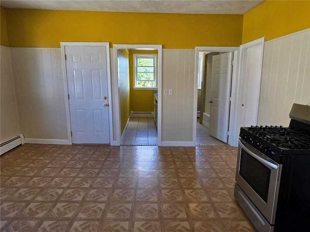15 Windmill St - Photo 4 of 15