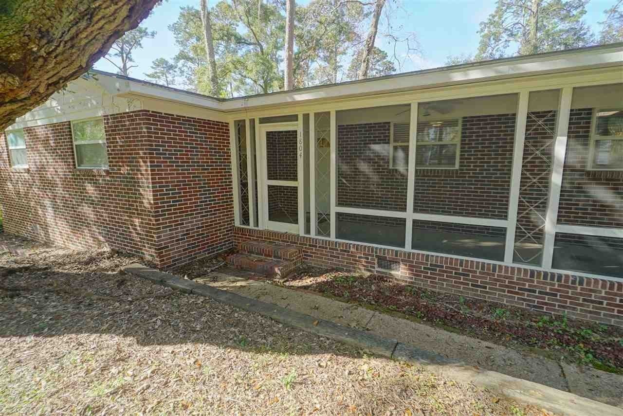 1804 Skyland Dr - Photo 3 of 36