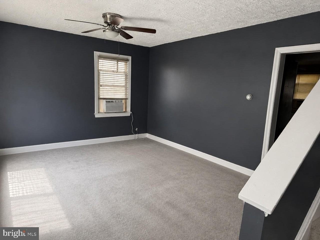 4212 Clay St Ne - Photo 5 of 21