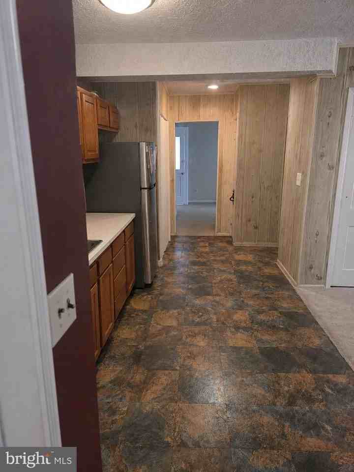 4212 Clay St Ne - Photo 7 of 21