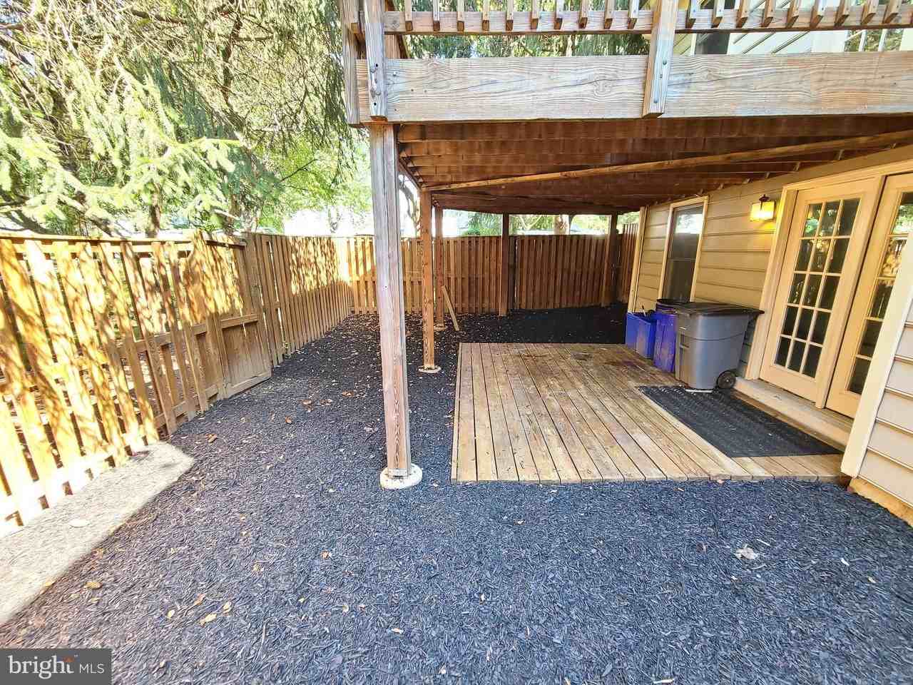 8662 Fountain Valley Dr - Photo 7 of 45