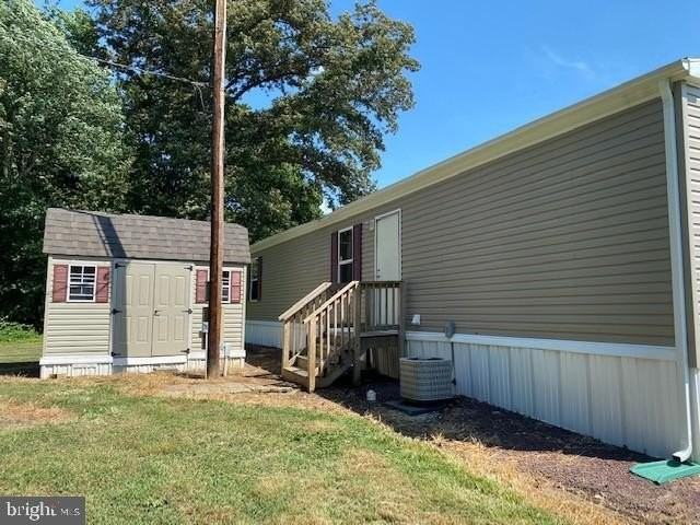 13380 Newtown Rd - Photo 2 of 7