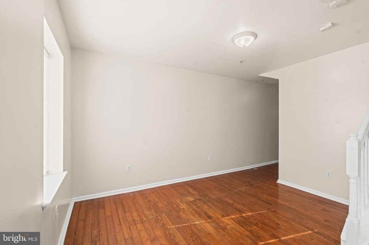 1821 S 4th St - Photo 4 of 29