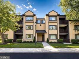 featured image of 2112 Sayre Dr