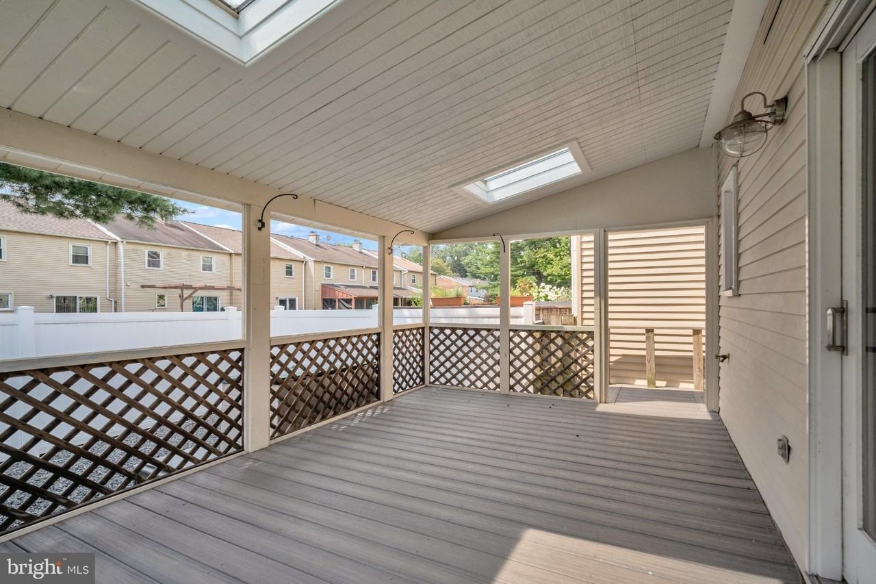20 Gatehouse Ln - Photo 4 of 35