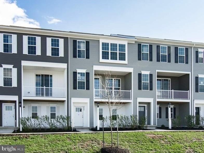 1412 Market House Ln