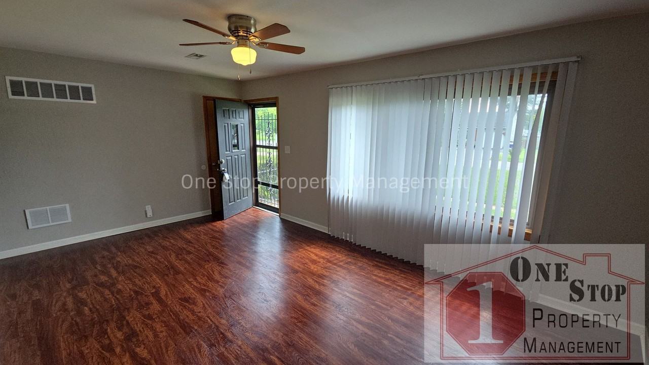 404 Ne 67th Ter - Photo 6 of 26