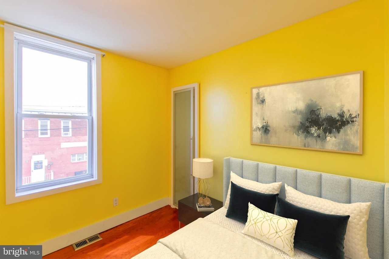 152 Tree St - Photo 5 of 27