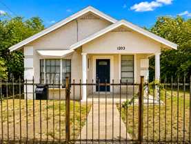 1203 Lamar St - Photo 1 of 1