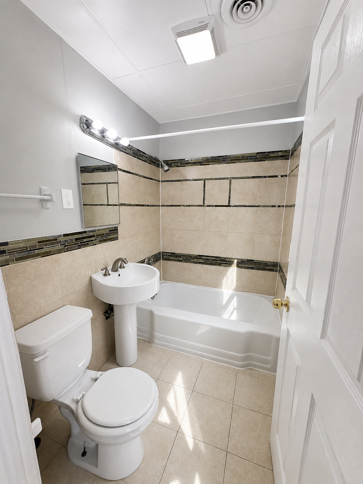 38 Neptune St #1L - Photo 2 of 5