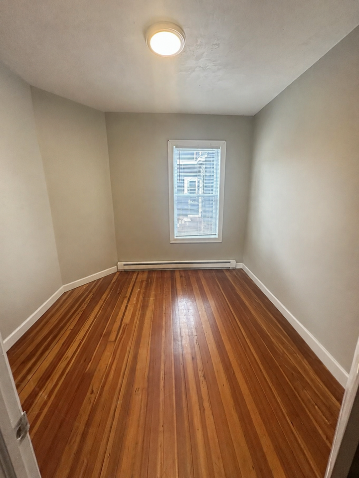 190 Washington St #1L - Photo 5 of 6