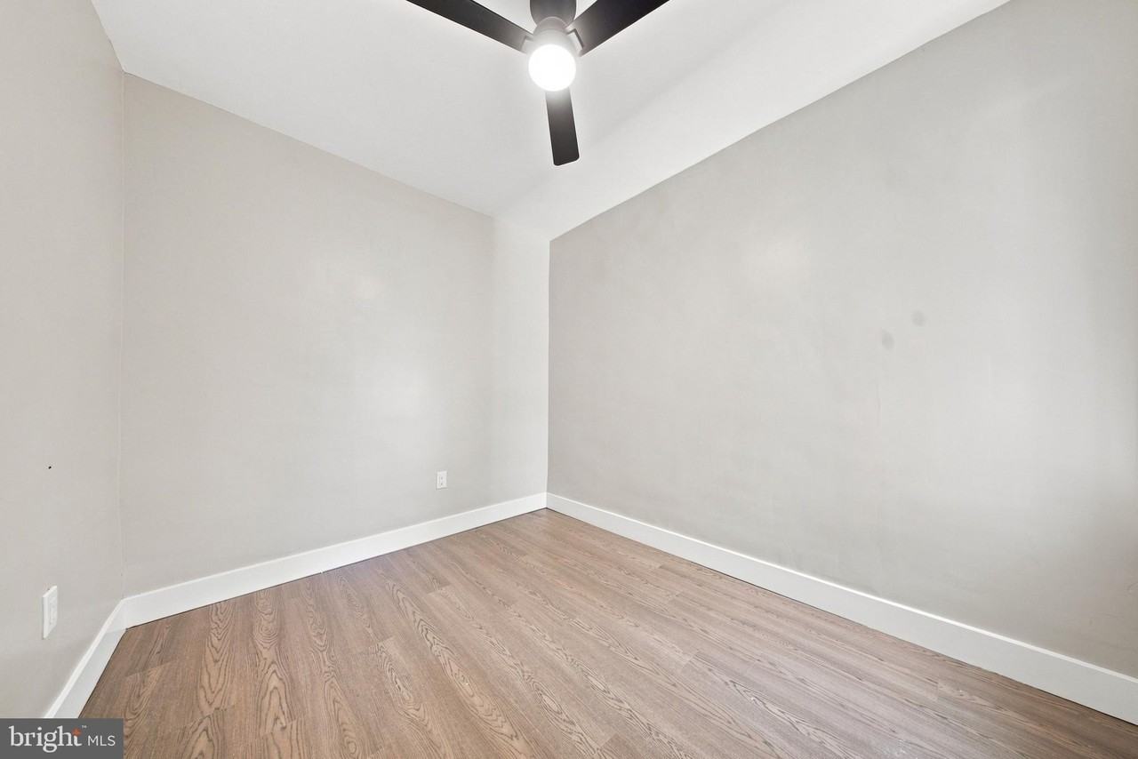231 E Phil Ellena St - Photo 6 of 28