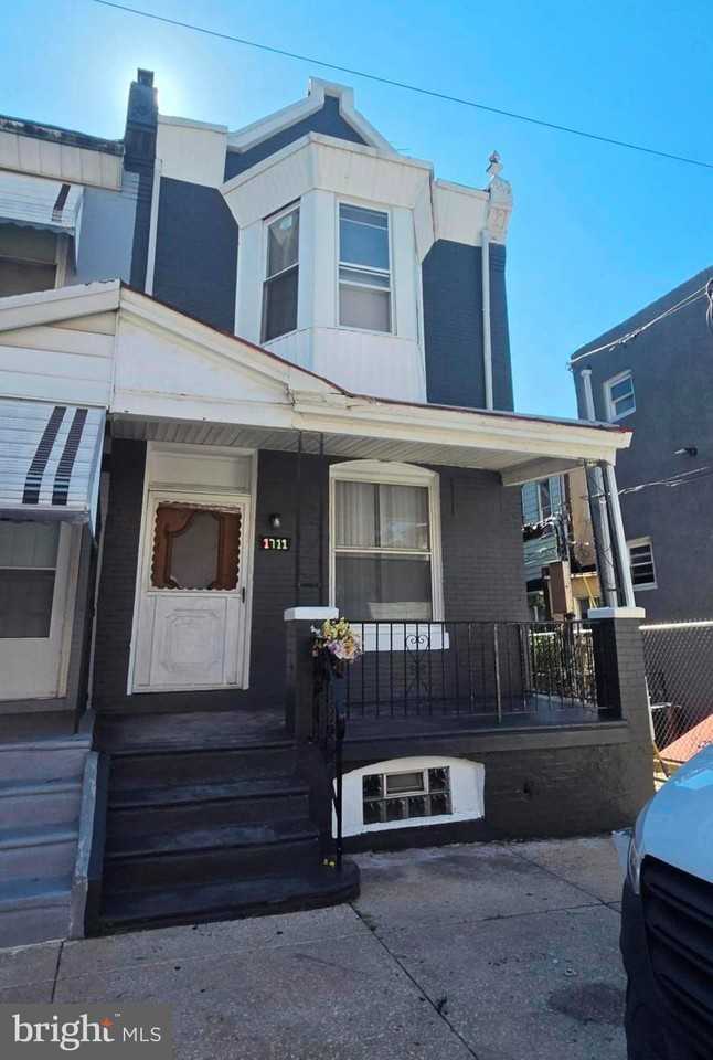 1711 N Aberdeen St - Photo 6 of 22