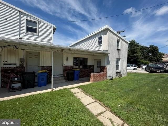 32 York St