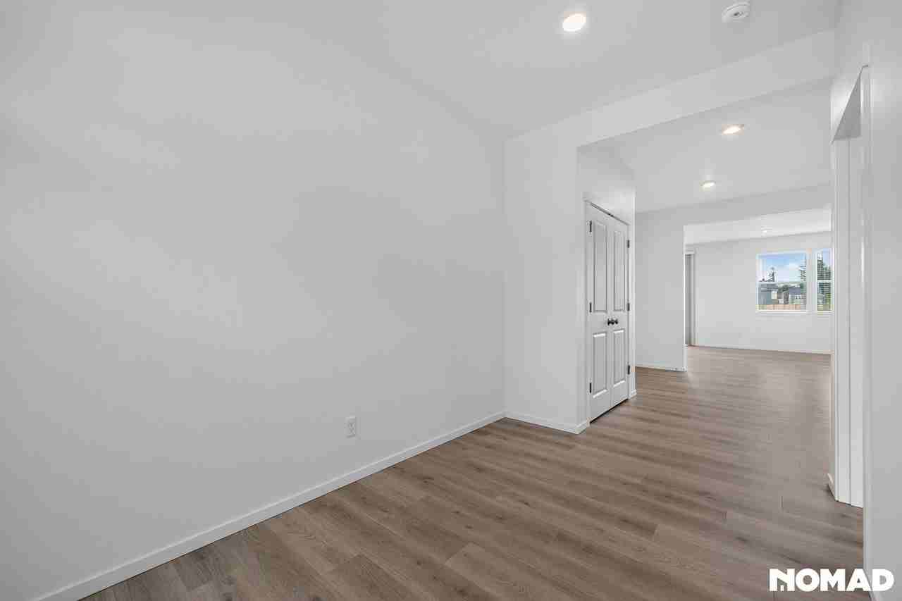 14730 59th Ave E - Photo 6 of 31
