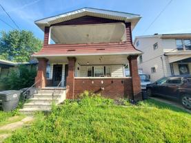 15711 Grovewood Ave - Photo 1 of 1