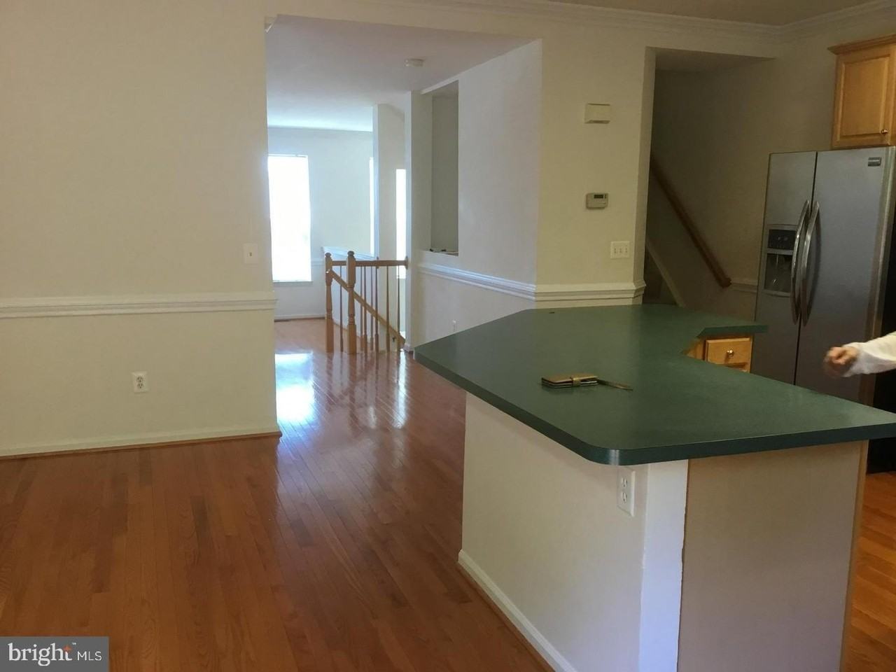 5271 Ballycastle Cir - Photo 7 of 30