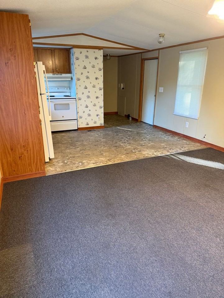 106 Davis St - Photo 5 of 19