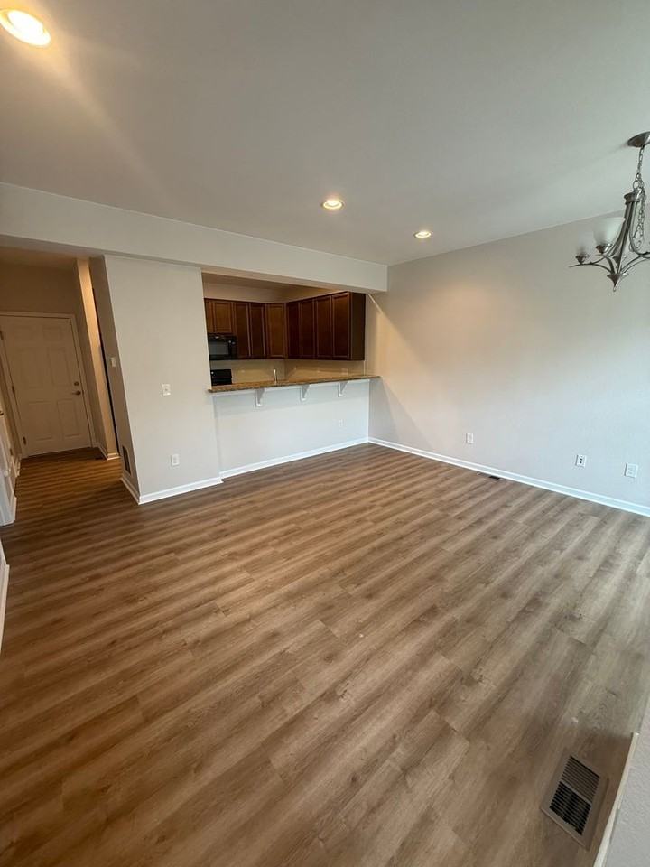 4924 S Algonquian Way - Photo 6 of 17