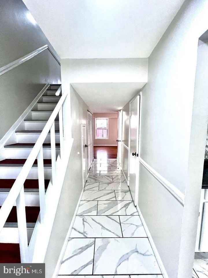 1338 Redbud Ct - Photo 2 of 26