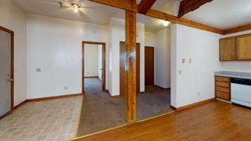 featured image of 7 E Gilman St #2