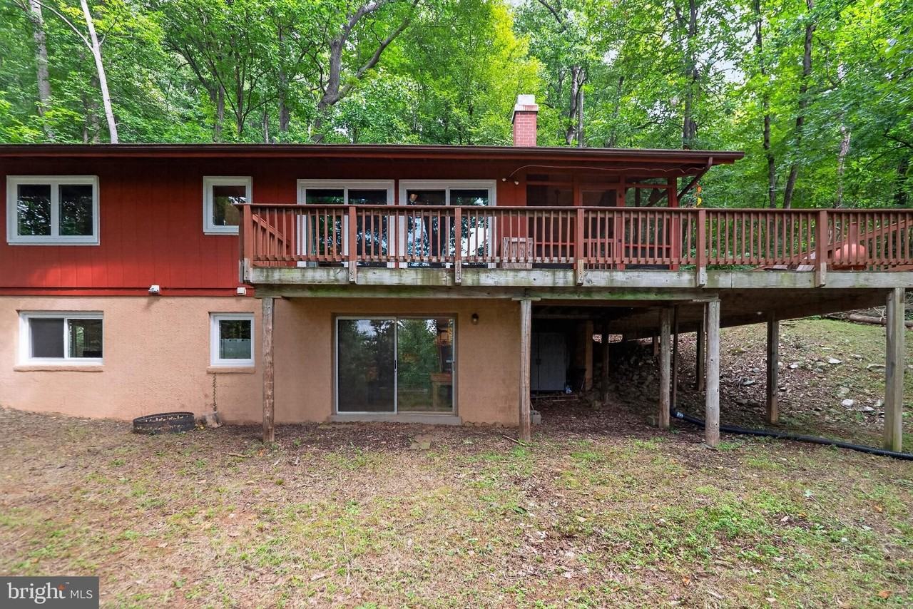 261 Rocky Spring Ln - Photo 2 of 34