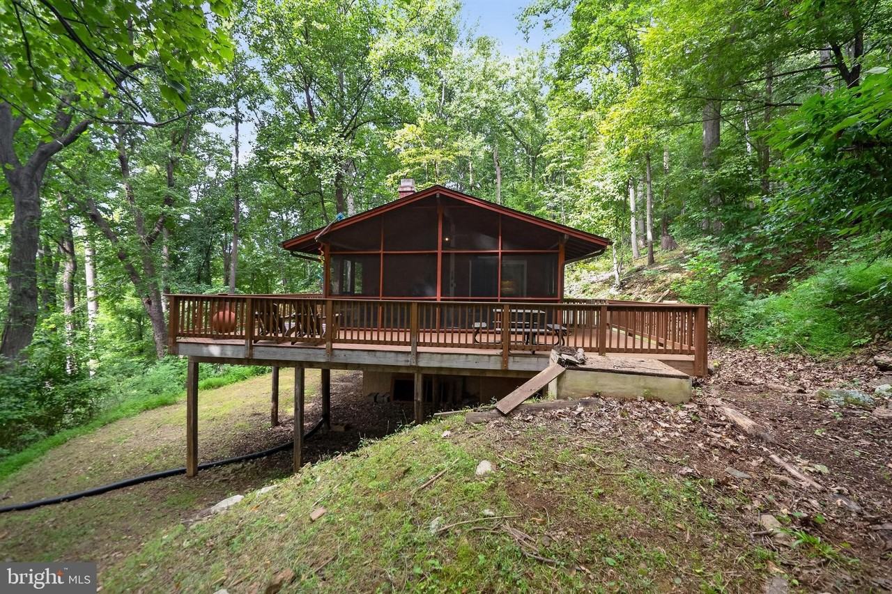 261 Rocky Spring Ln - Photo 4 of 34