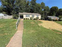 featured image of 1405 Revere Rd