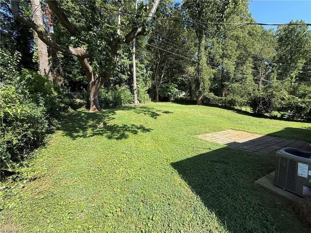1405 Revere Rd - Photo 3 of 17